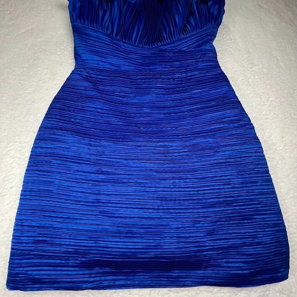 AMUR Cobalt Blue Strapless Pleated Cocktail Mini Dress Size 4 NWT $498 MSRP - Picture 3 of 14
